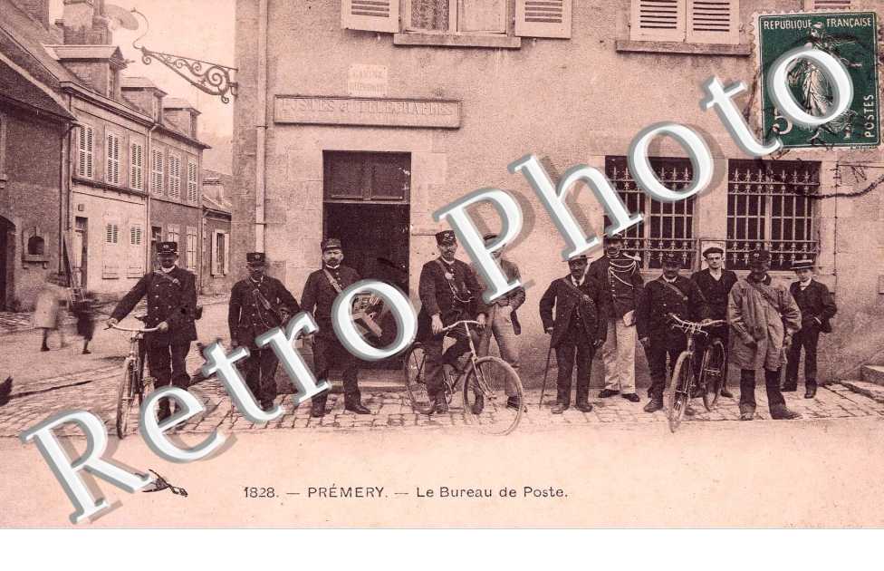 LE BUREAU DE POSTE