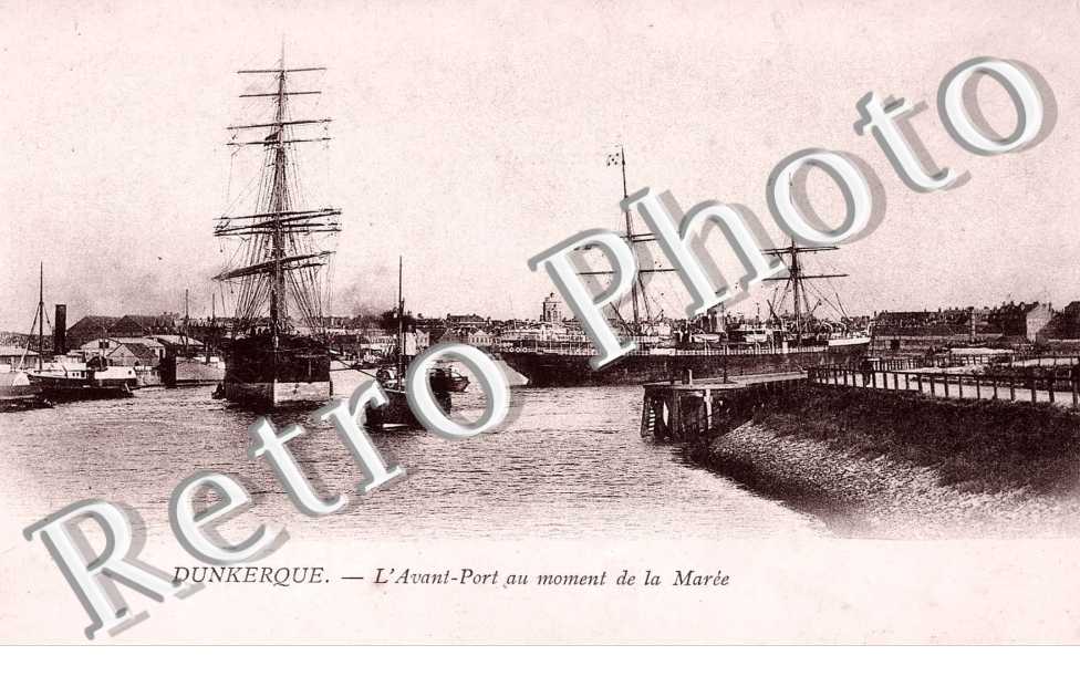 L'AVANT PORT AU MOMENT DE LA MAREE