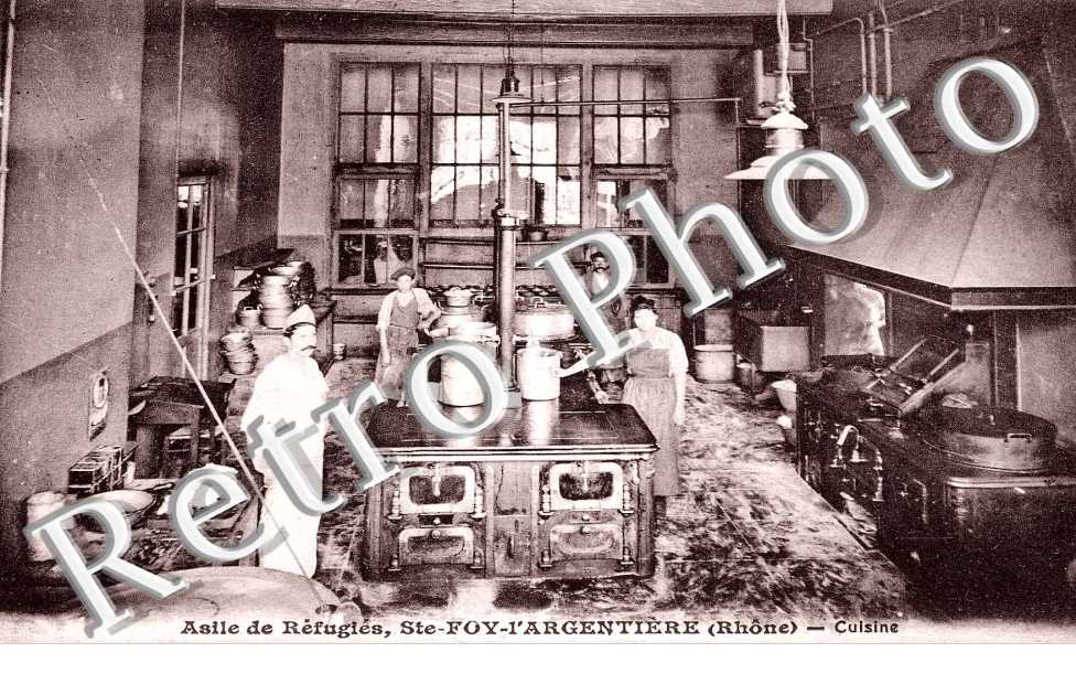 Asile de refugies - la cuisine