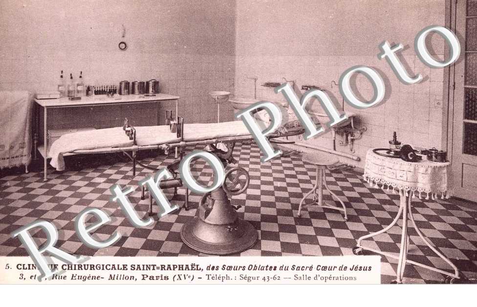 SALLE D'OPERATIONS  CLINIQUE SAINT RAPHAEL  3 et 5 rue Eugene Mollon