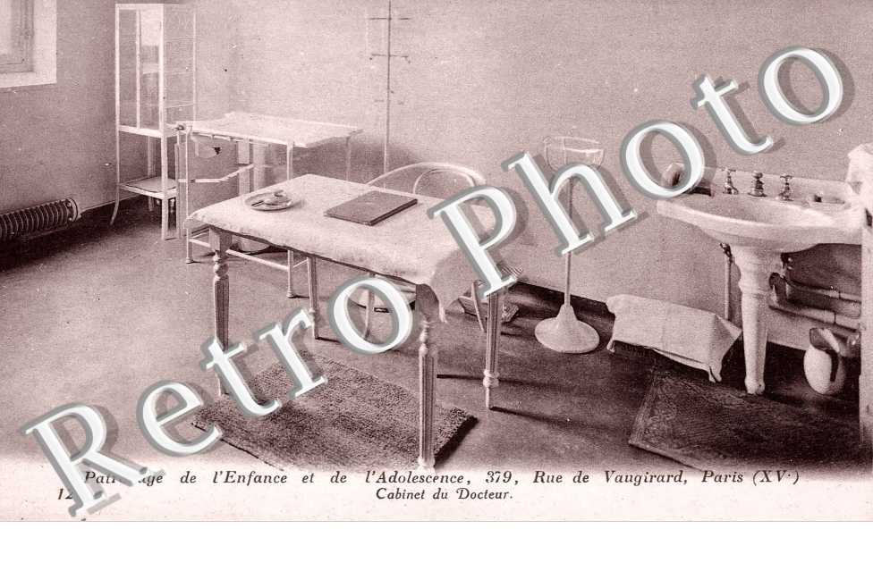 Patronage de l'enfance et de l'adolescence 379 rue de Vaugirard Cabinet du docteur