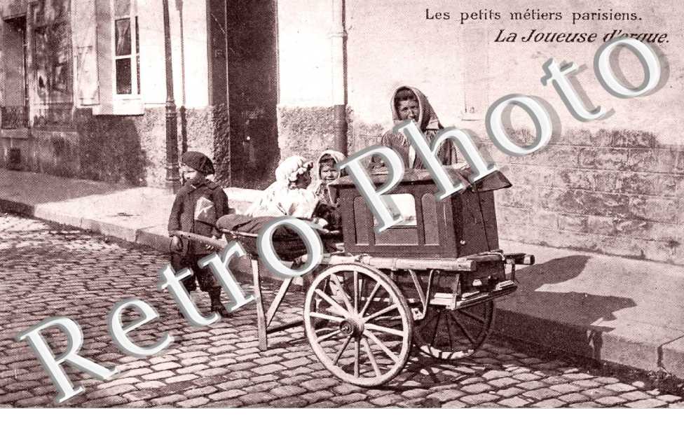 LA JOUEUSE D'ORGUE 
