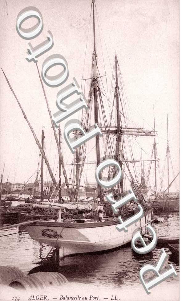Balancelle au Port