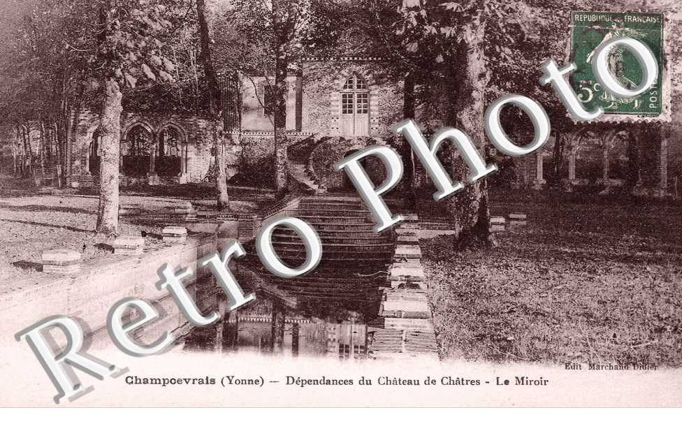 dependances du chateau de Chartres, le miroir