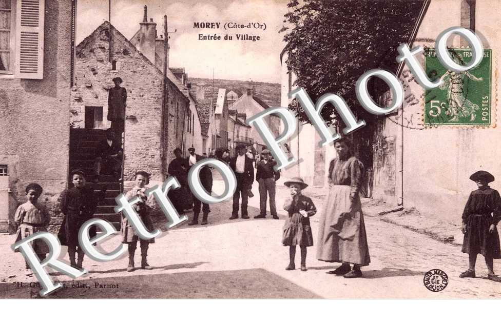 entree du village