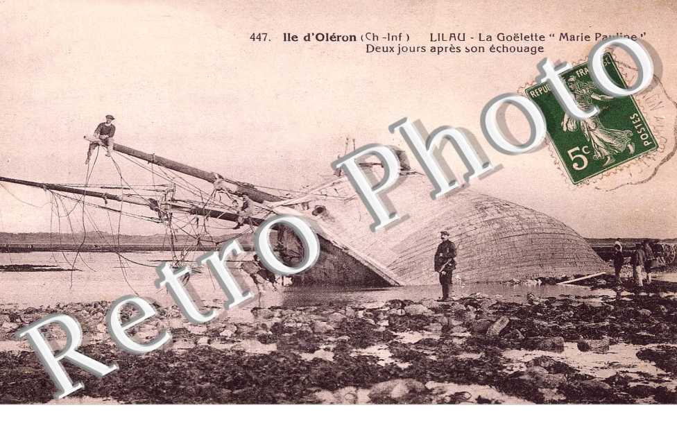 Lilau La Goëlette " Marie Pauline " deux jours apres son echouage