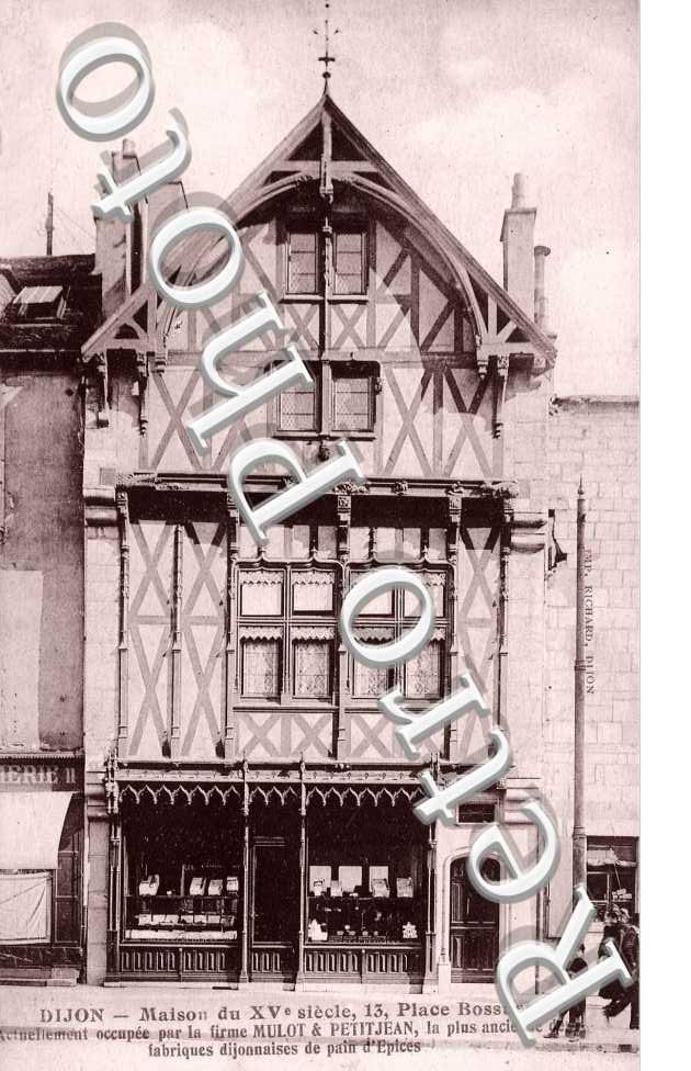 Maison du XVeme siecle, Place Bossuet
