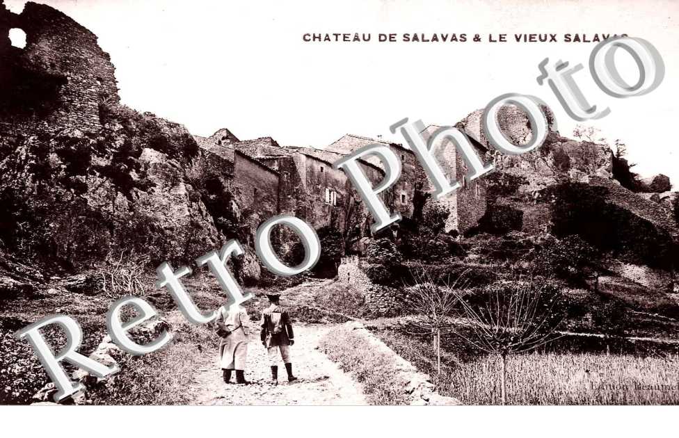 Le Chateau et le Vieux Salavas