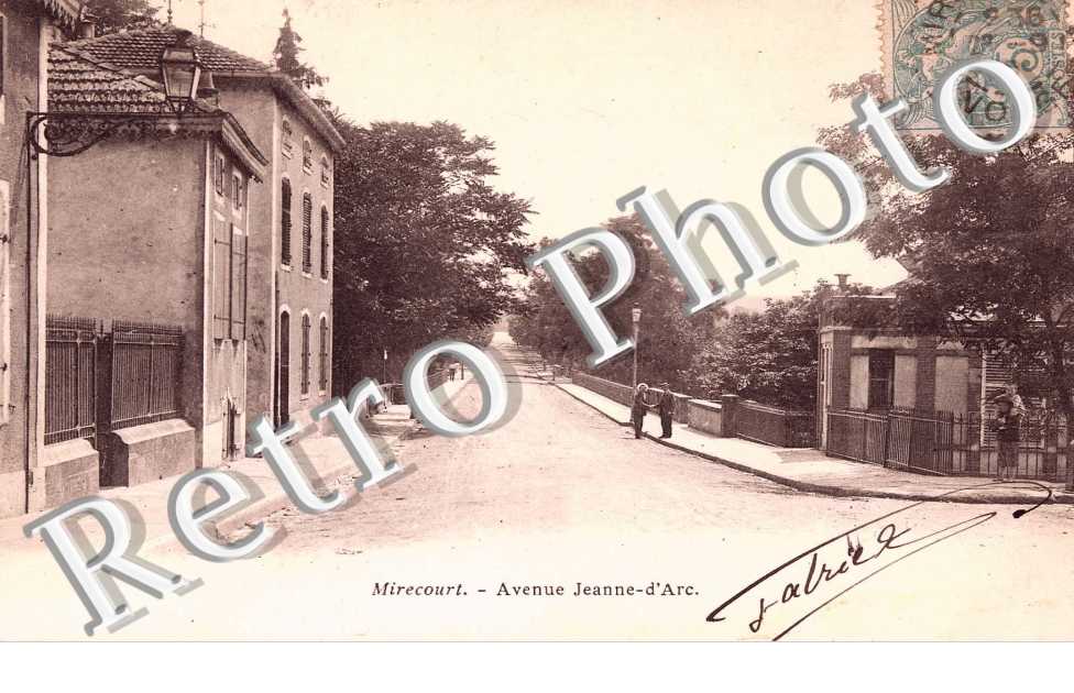 AVENUE JEANNE D'ARC