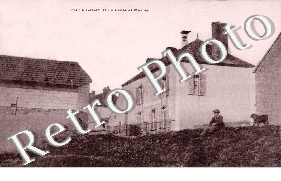 ECOLE ET MAIRIE  (S)