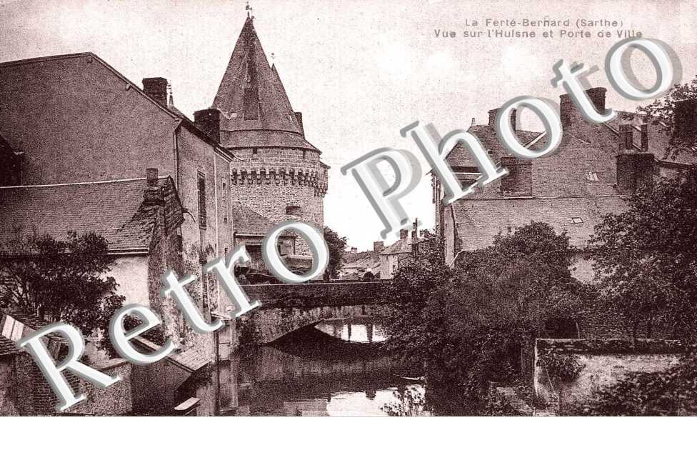 vue sur l'Huisne et Porte de ville