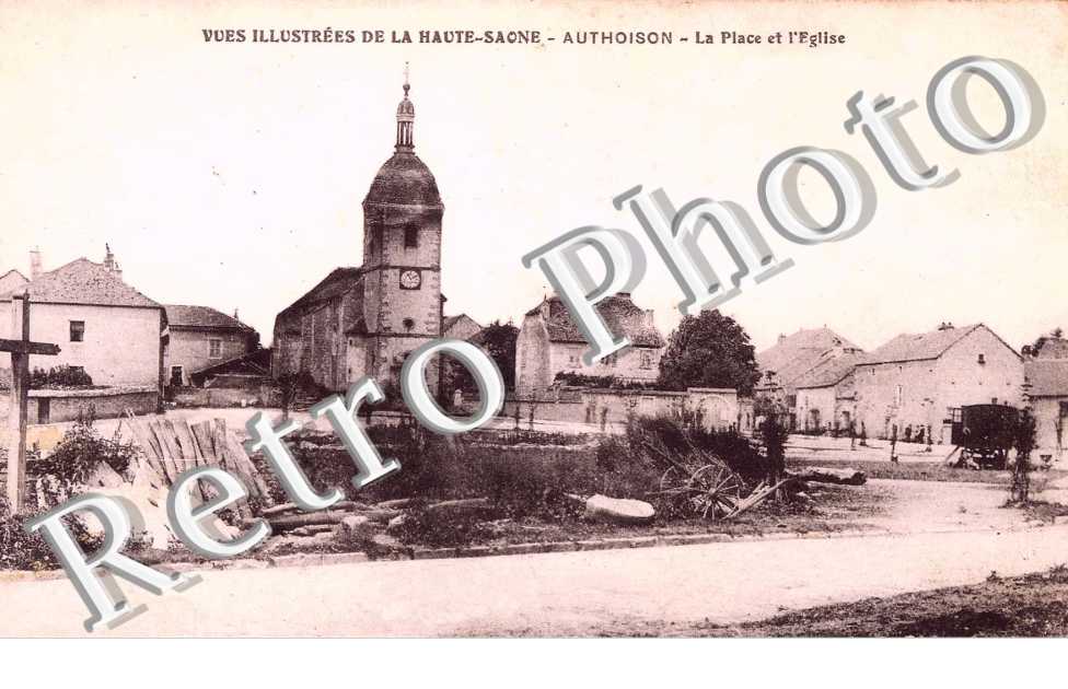 la place et l'eglise