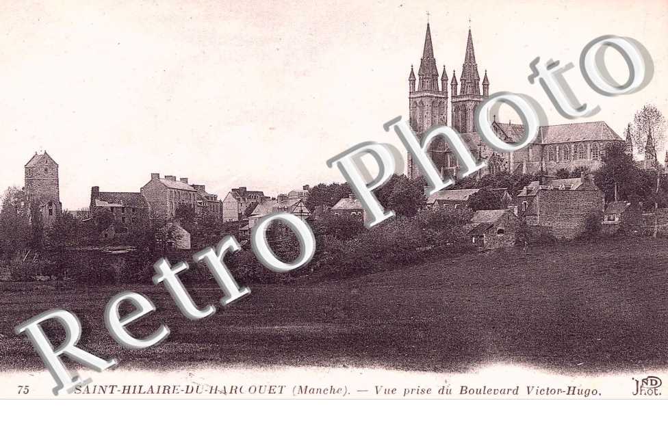 Vue prise du boulevard Victor-Hugo