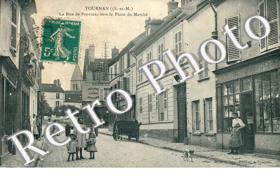 LA RUE DE PROVINS