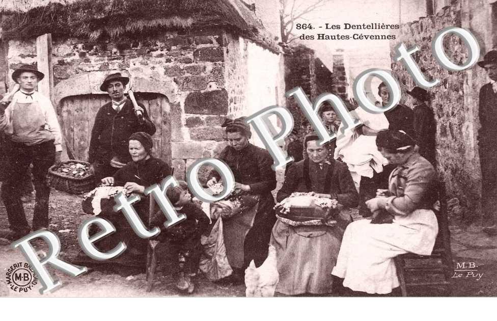  LES DENTELLIERES