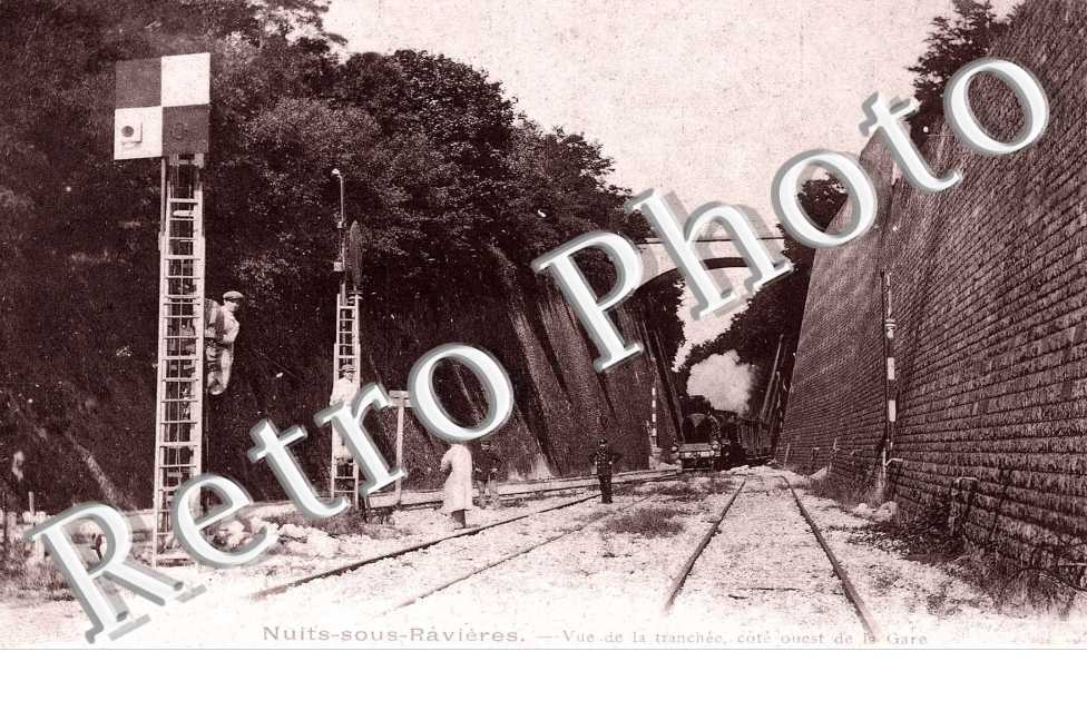 Nuits-sous-Ravieres, vue de la tranchee, cote est de la gare