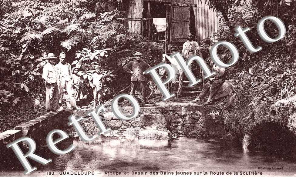 AJOUPA ET BASSIN DES BAINS JAUNES
