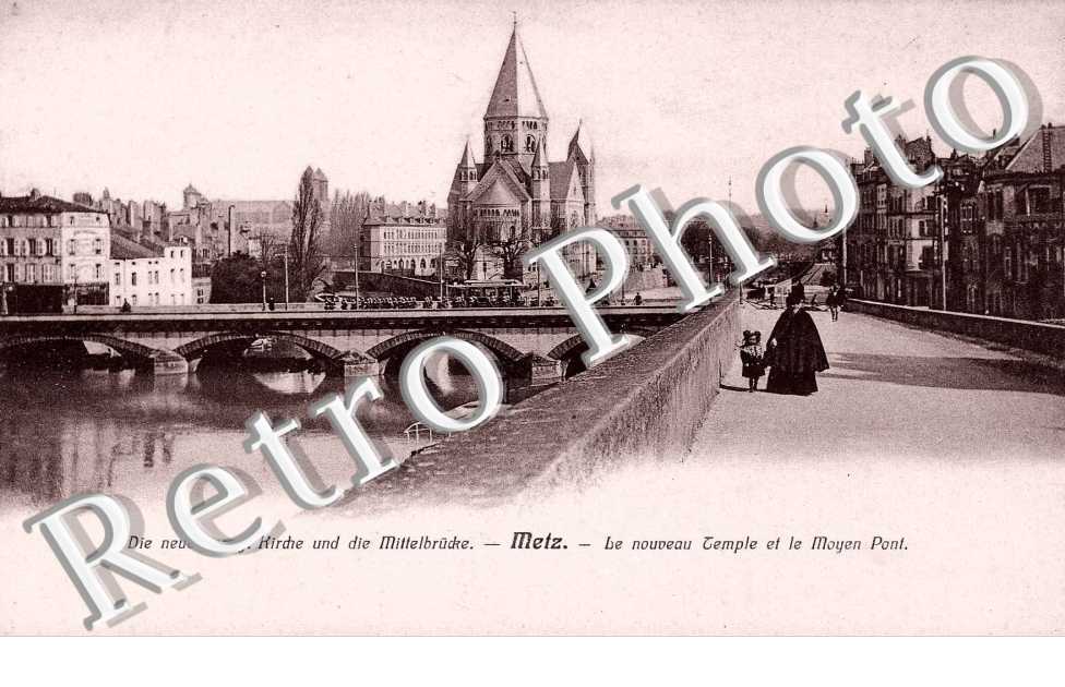 Le Nouveau Temple et le Moyen Pont