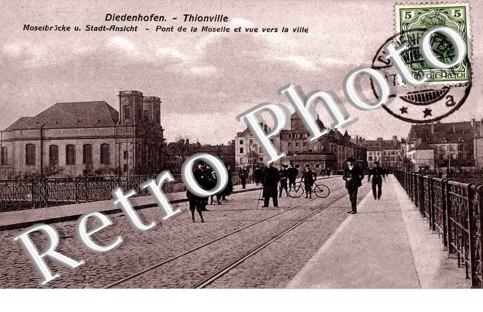 pont de la Moselle et vue vers la ville
