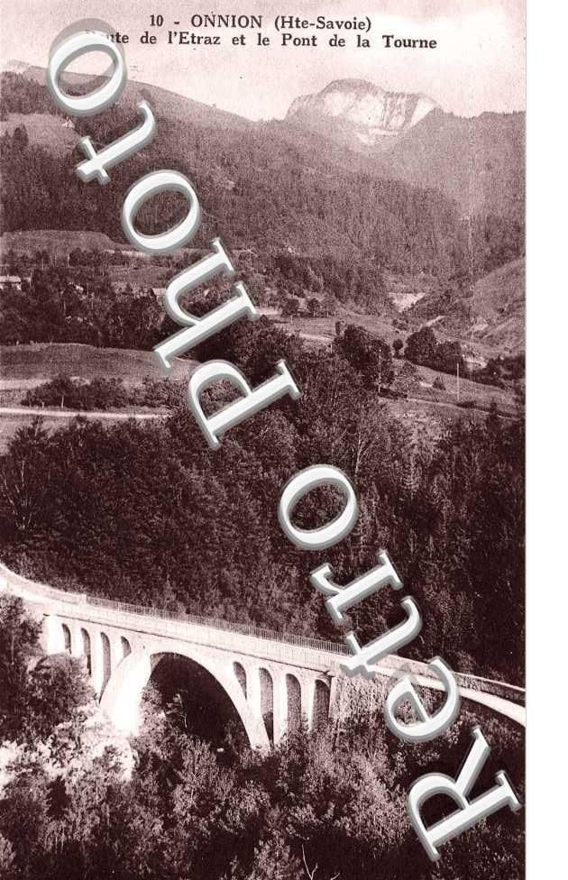 Route de l'Etraz et le pont de la Tourne