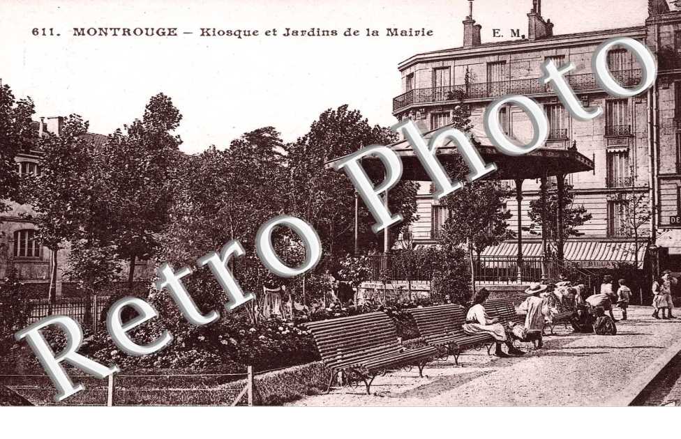 KIOSQUE ET JARDIN de la mairie