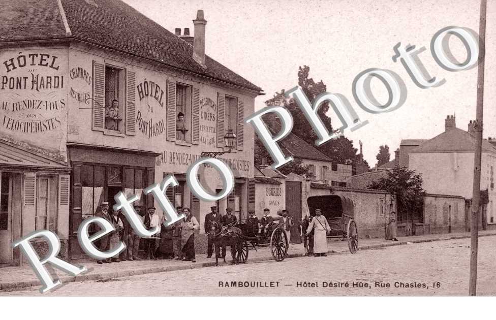 Hotel Desire Hue, Rue Chasles