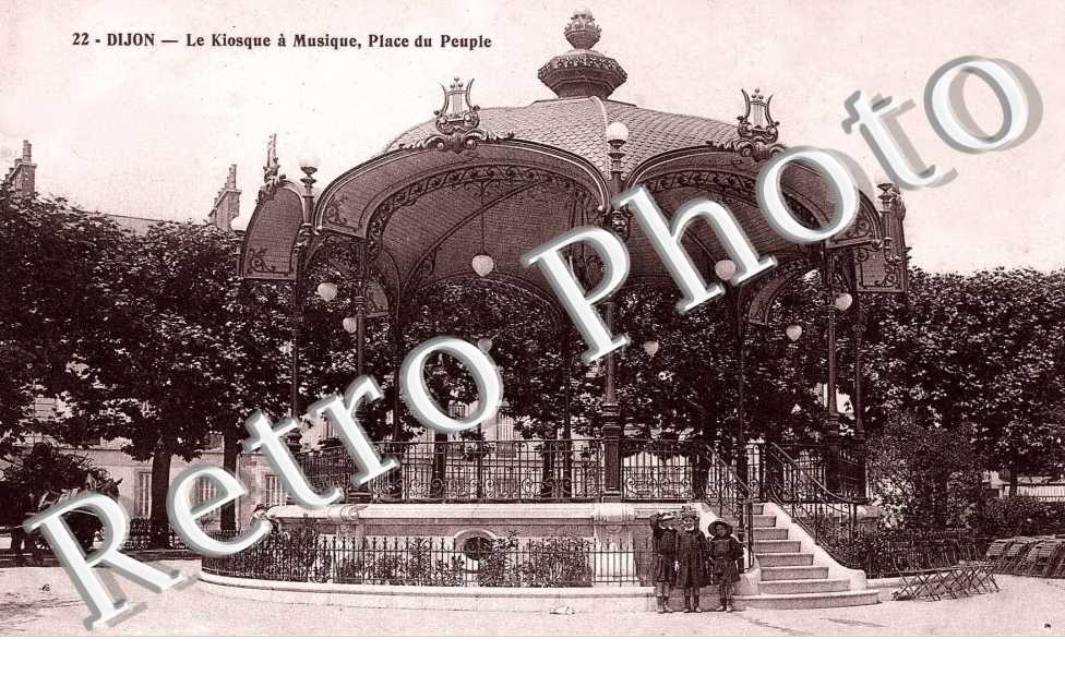 le Kiosque a Musique, Place du Peuple