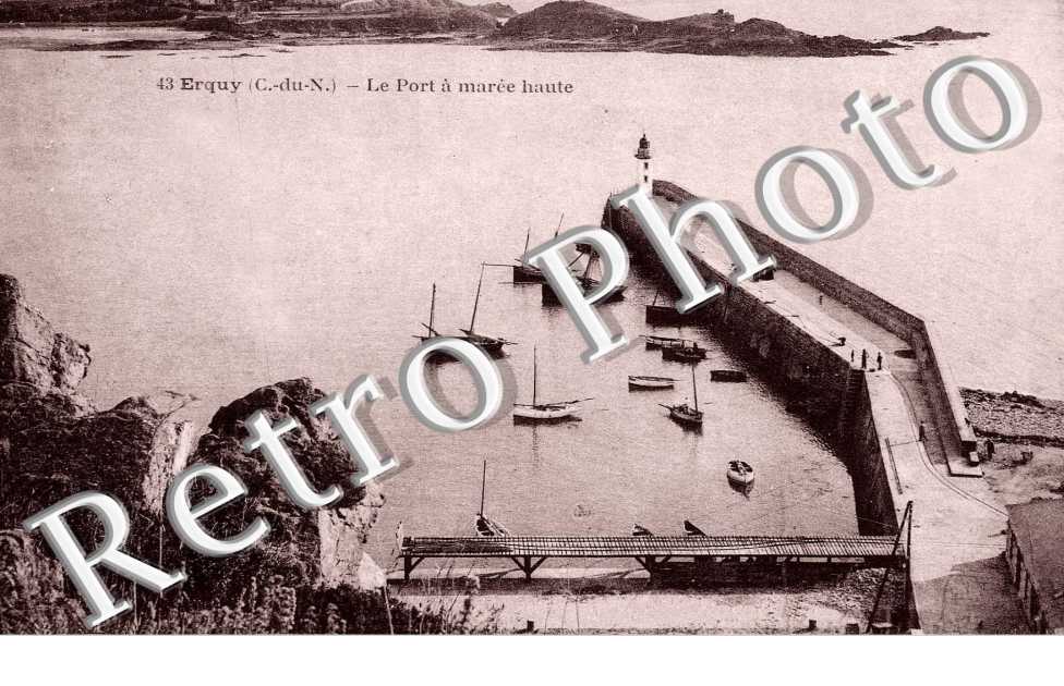 LE PORT A MAREE HAUTE
