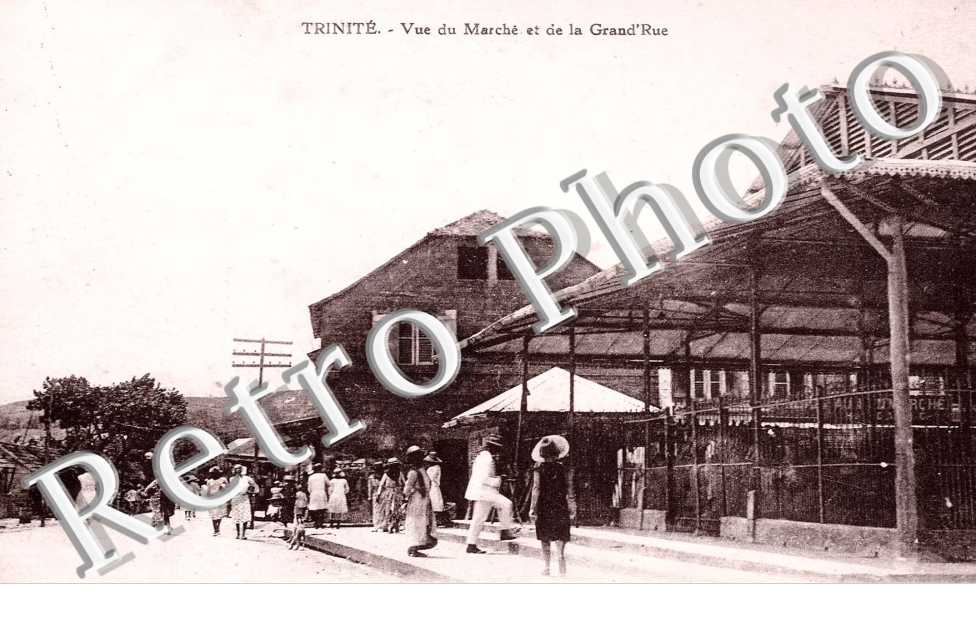 VUE DU MARCHE ET DE LA GRAND'RUE