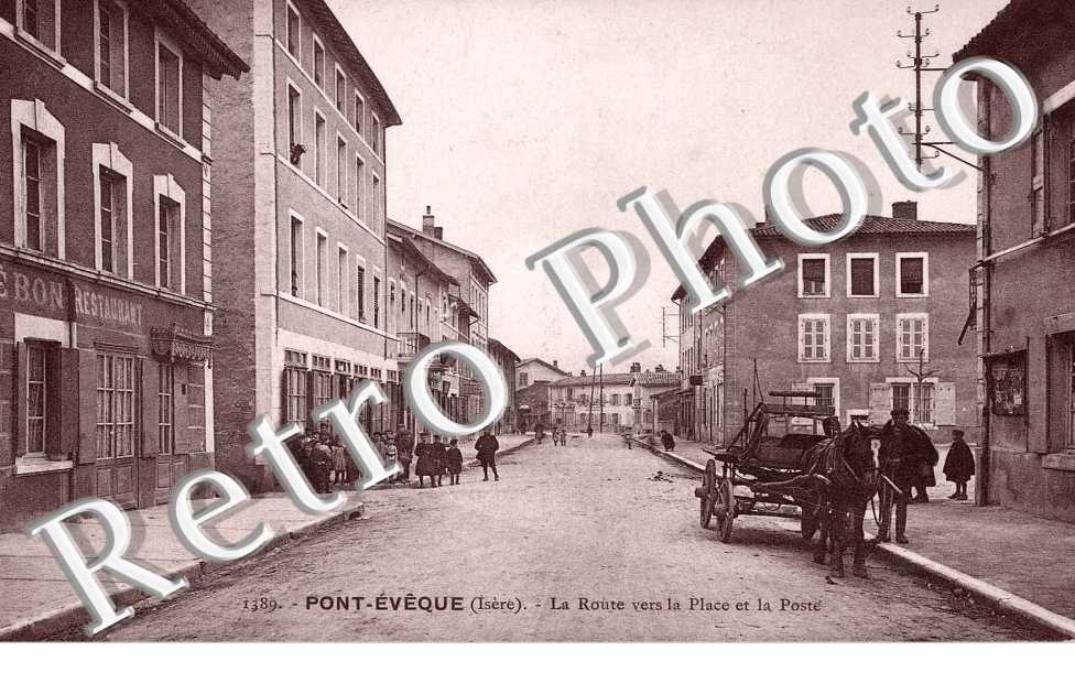 LA ROUTE VERS LA PLACE TE LA POSTE