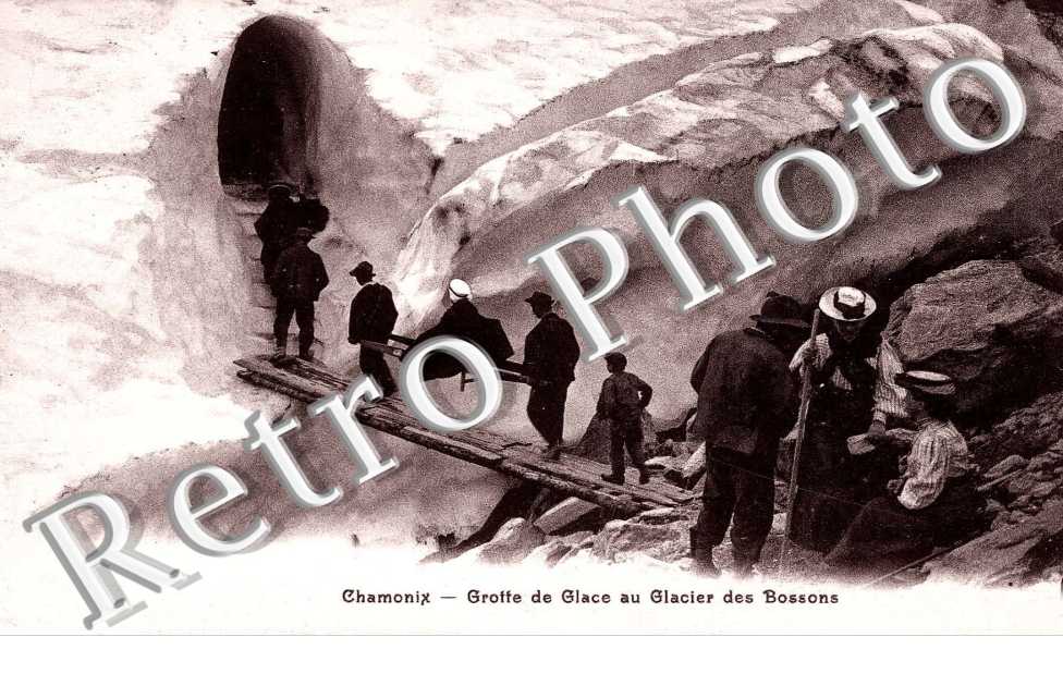 Grotte de glace au glacier des Bossons
