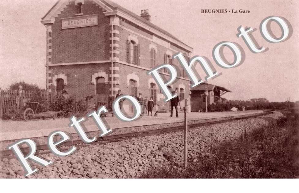 (LA GARE)
