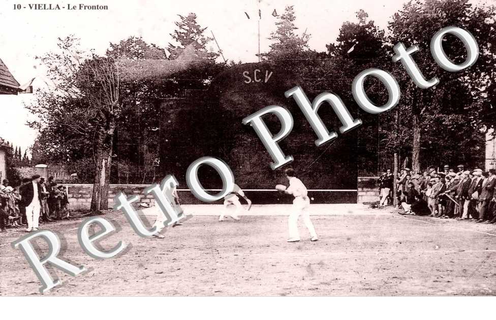 LE FRONTON