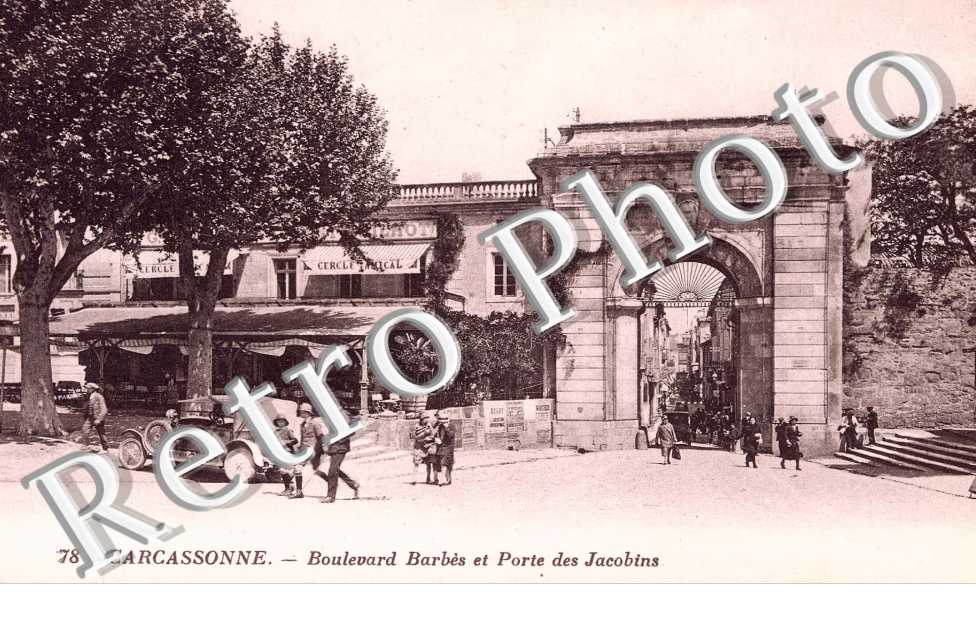 Boulevard Barbès et porte Jacobins