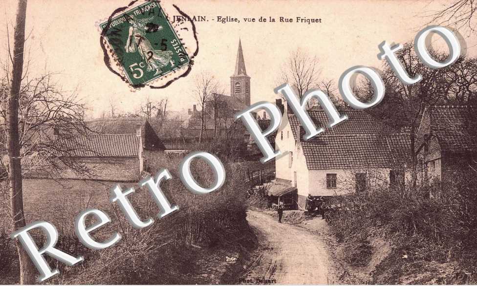 eglise vue de la rue Friquet