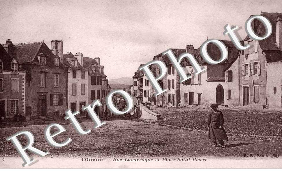 Rue Labarraque et Place Saint Pierre