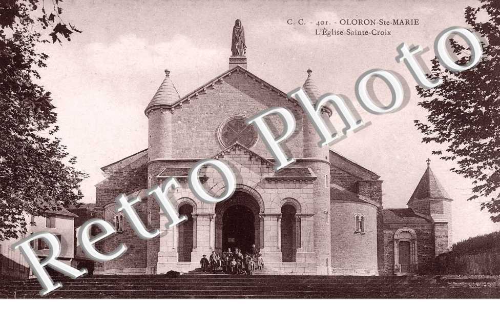  L'EGLISE SAINTE CROIX