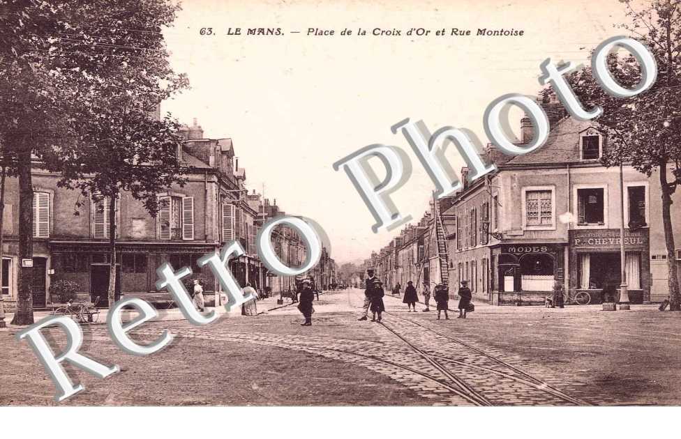 PLACE DE LA CROIX D'OR