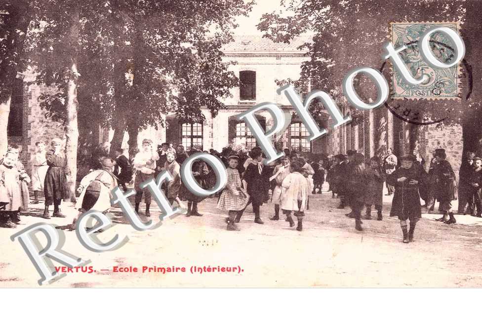 Ecole Primaire (Intérieur)
