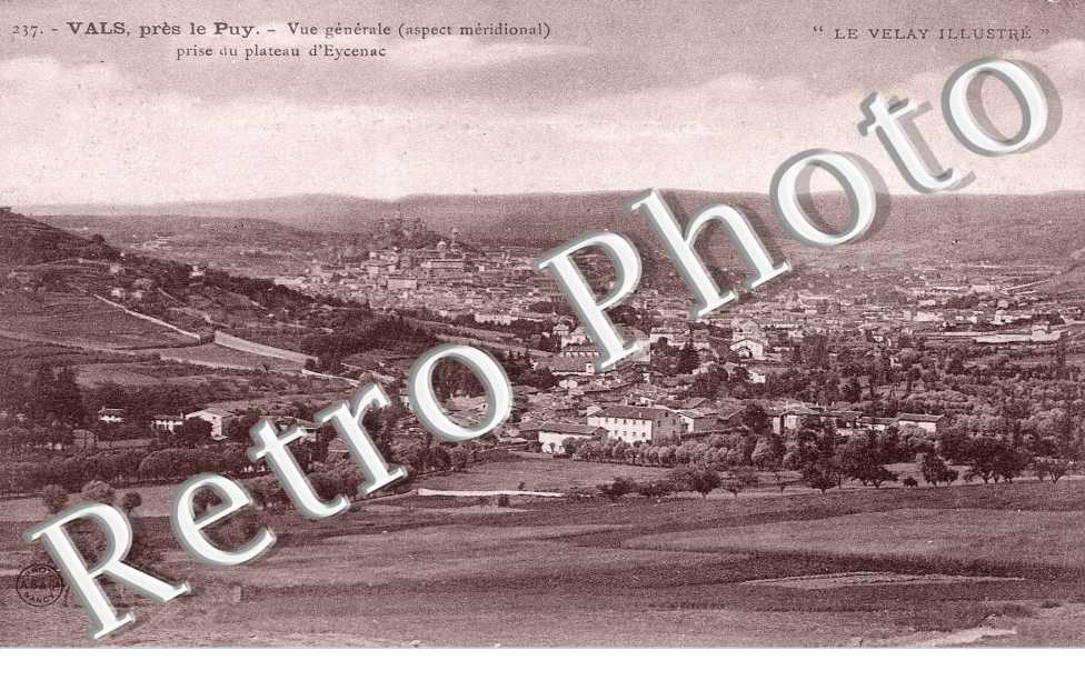 vue générale prise du Plateau d'Eycenac
