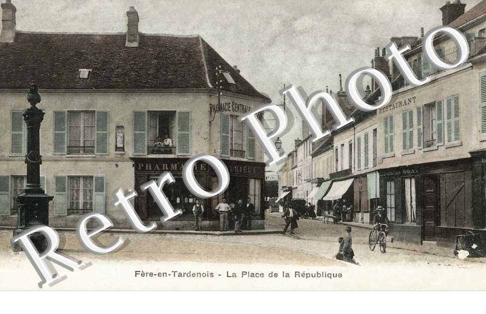 PLACE DE LA REPUBLIQUE