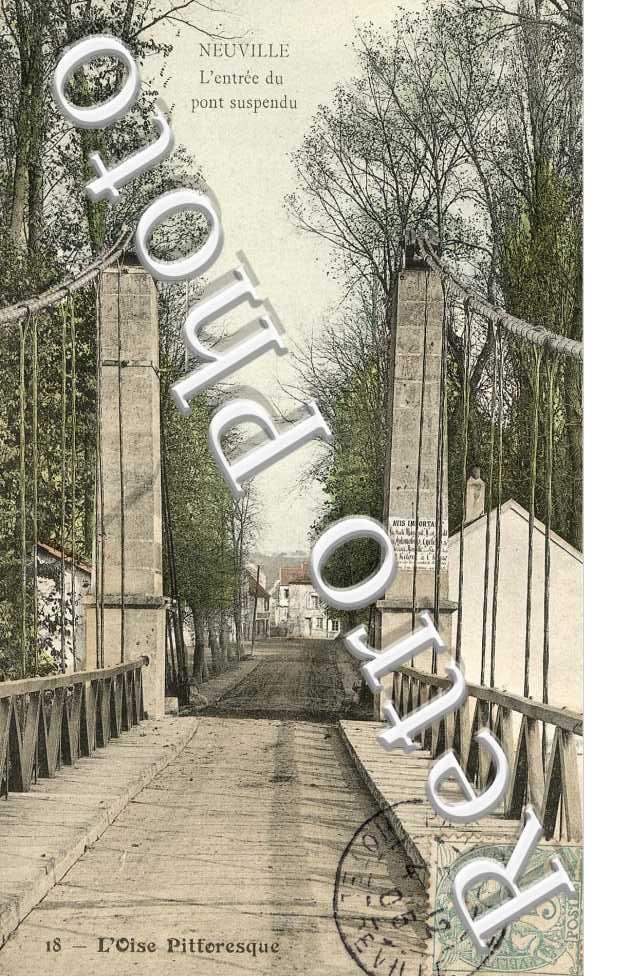 l'Entree du Pont Suspendu