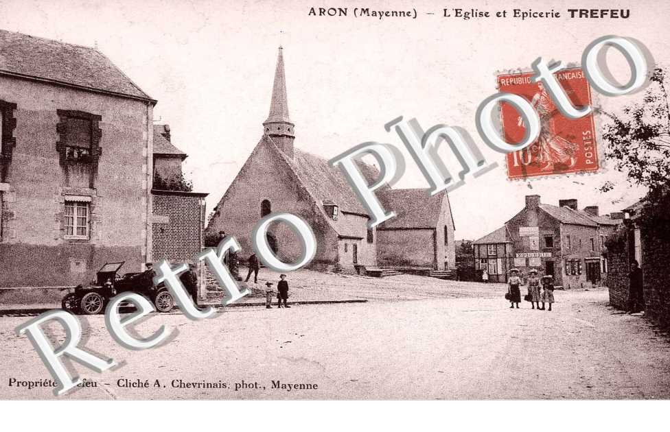 L'eglise et l'epicerie Trefeu