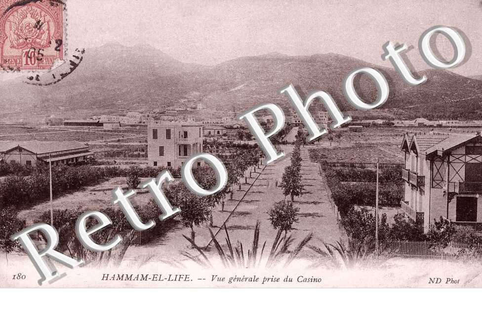 Vue generale prise du casino