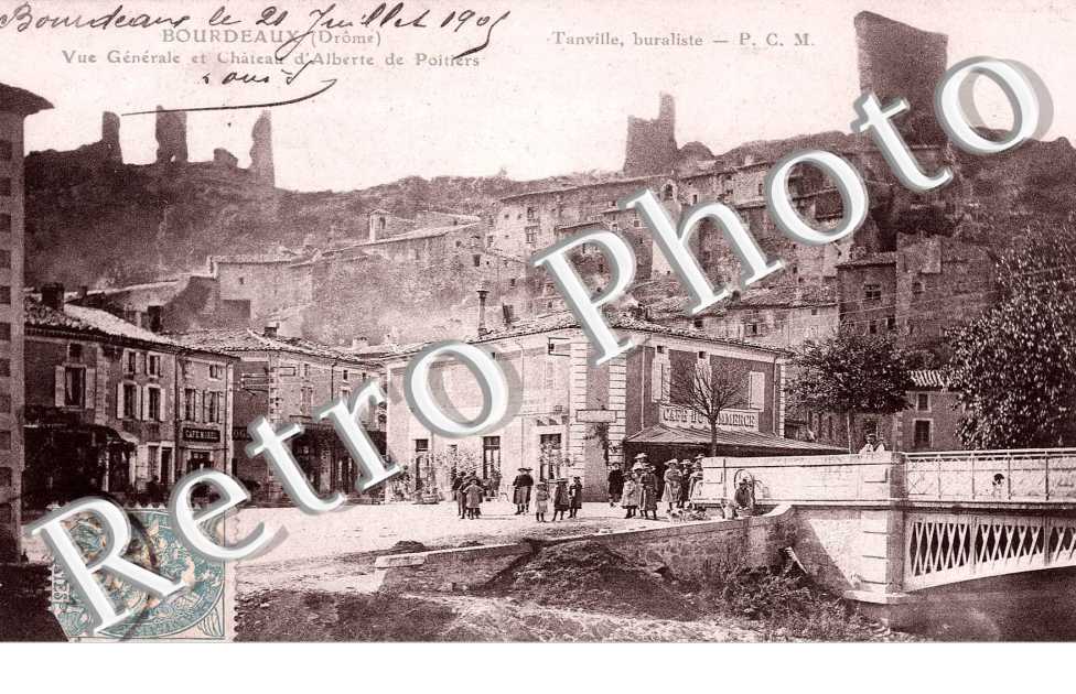 Vue generale et chateau