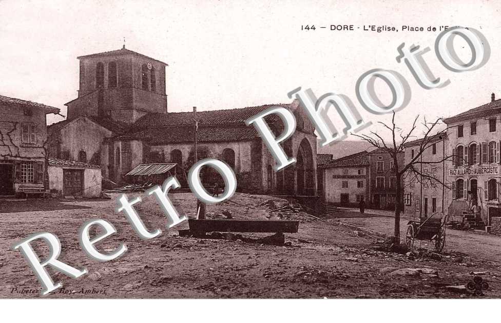 L'EGLISE, PLACE DE L'EGLISE