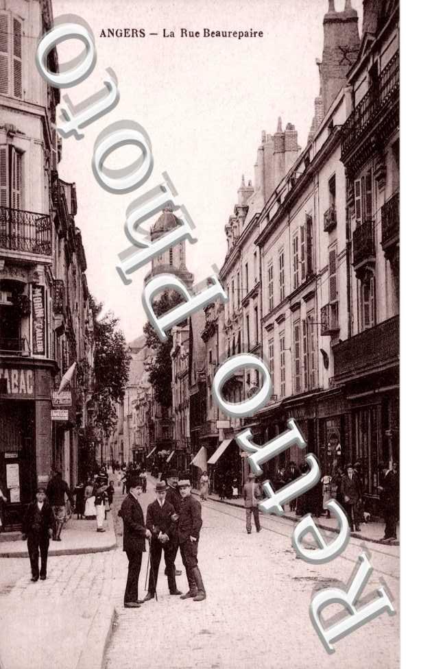 La Rue Beaurepaire