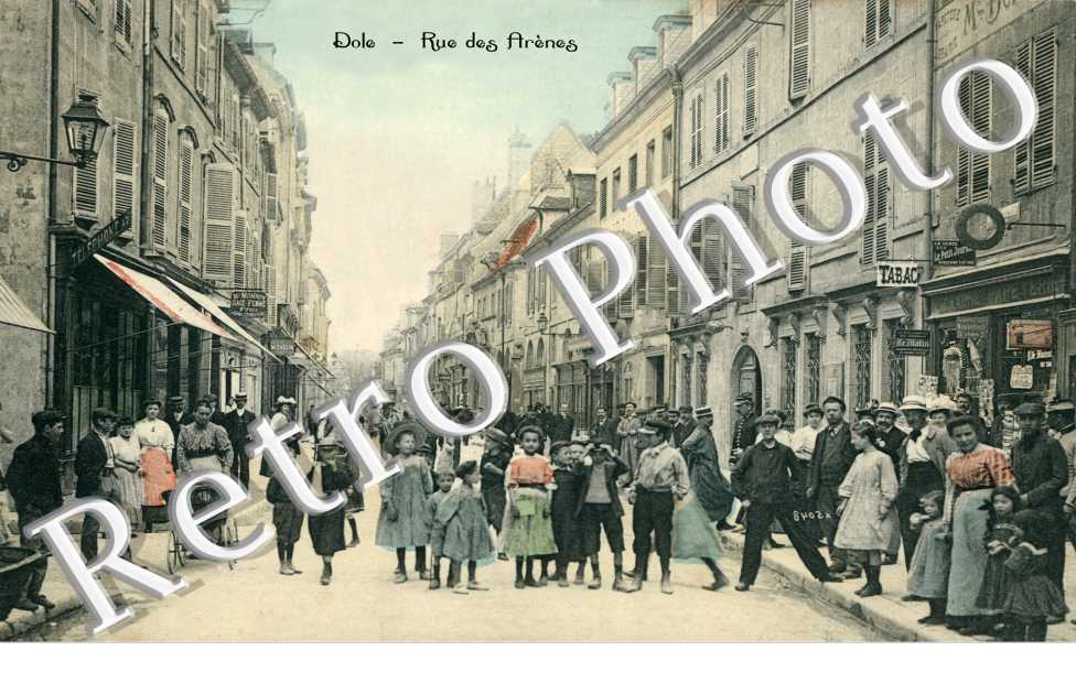 RUE DES ARENES