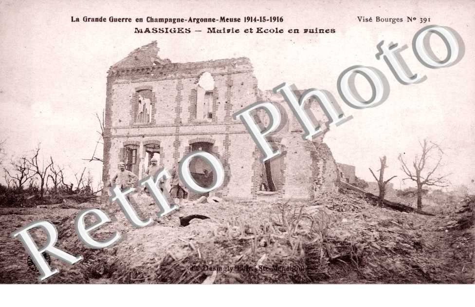 Mairie et école en ruines