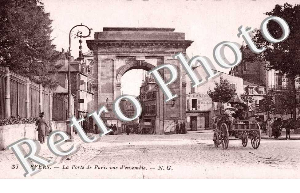 LA PORTE DE PARIS